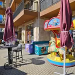 Rea Home Apartment - Modern & Stylish Stay
