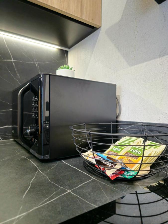 Rea - Modern & Stylish Apartament